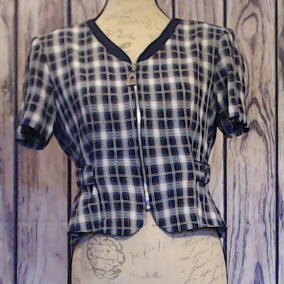 S.L Fashions Blouse in womnes - Picture 1 of 5